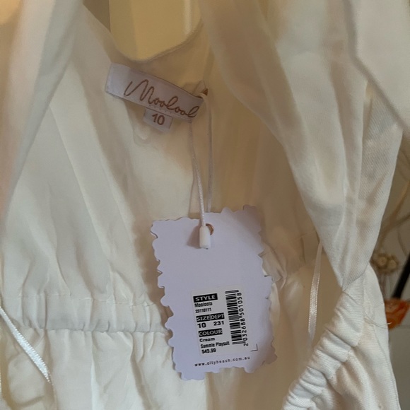 Mooloola White Playsuit - Picture 5 of 11